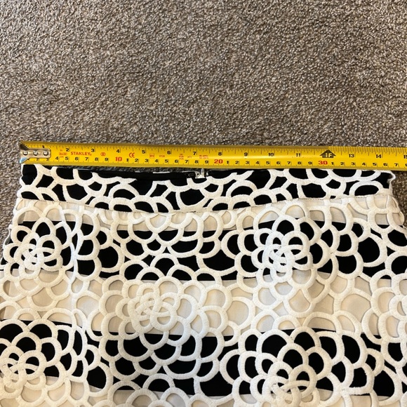 A.L.C.  Della Lace-Overlay Striped Pencil Skirt Size 6 - Picture 12 of 12